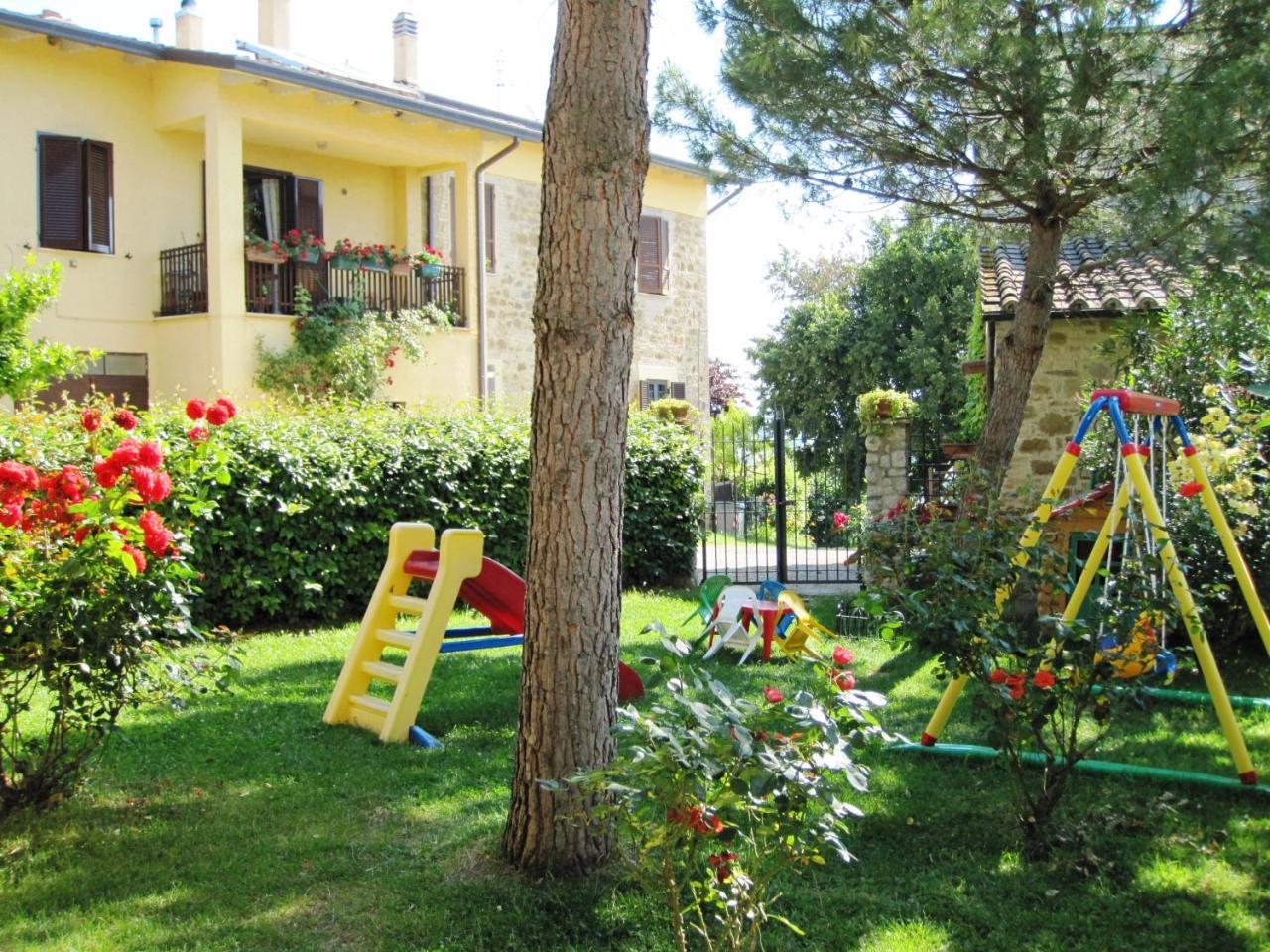 Agriturismo La Ginestrella Civitella D'Arna Exterior photo